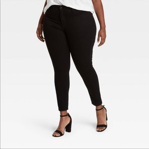 Ava & Viv High-Waisted Black Jeans